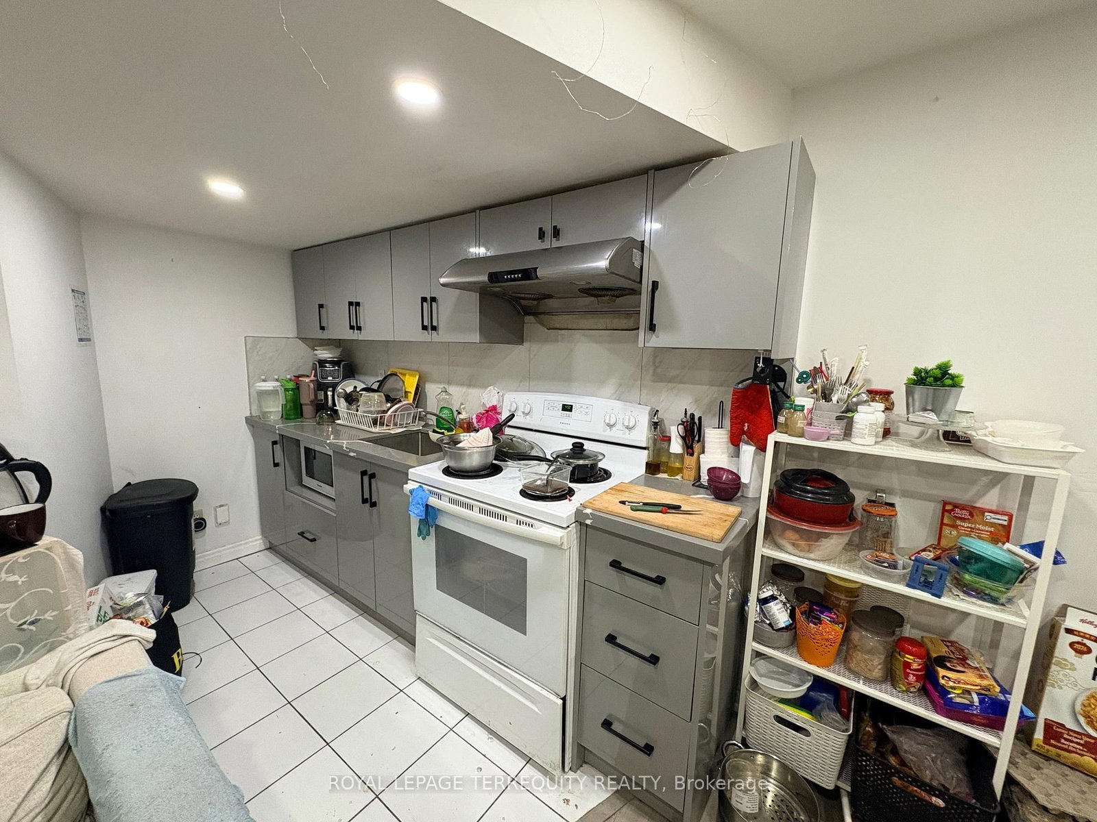 Detached House for lease at BSMT-161 Ponymeadow Terrace, Toronto, Ontario, M1C 4K7 - Highland Creek - MLS: E12755080