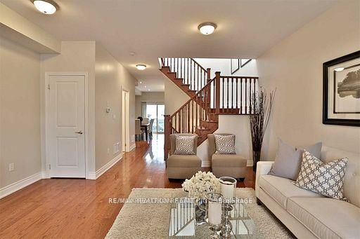 Upper - 1339 Woodbine Avenue