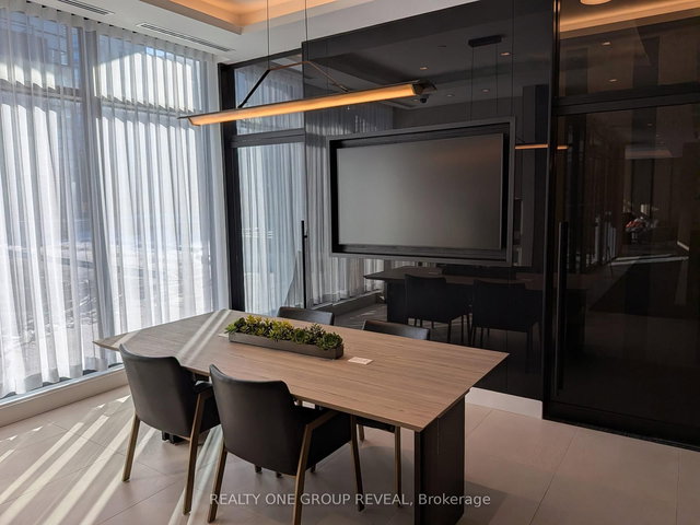 203 - 1606 Charles Street