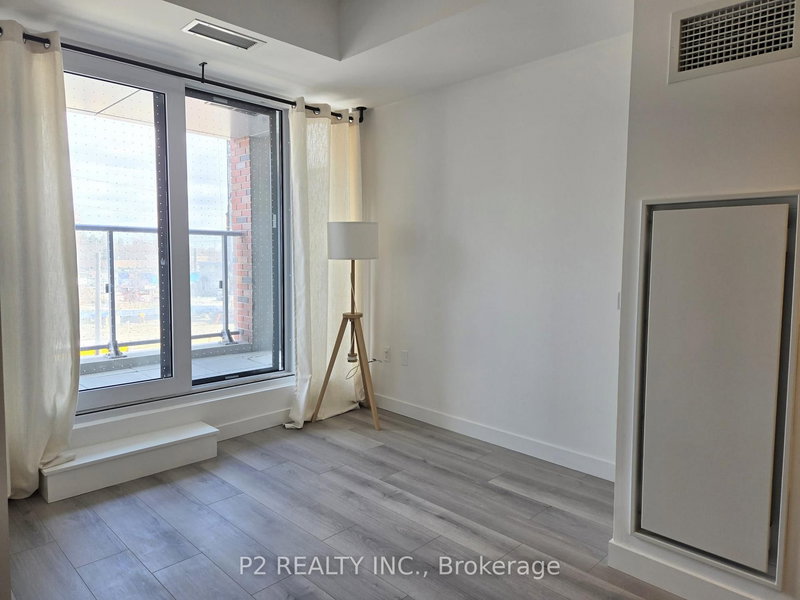 210 - 1635 MILITARY Tr, Toronto, M1C 1K3 | Image 3