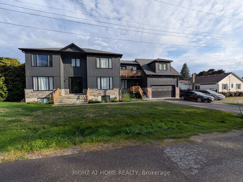 5 Phair Ave, Clarington, L1E 2W5 | Image 2