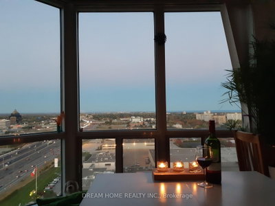 Condo sold at PH305-11 LEE CENTRE Drive, Toronto, Ontario, M1H 3J5 - Woburn - MLS: E12756204