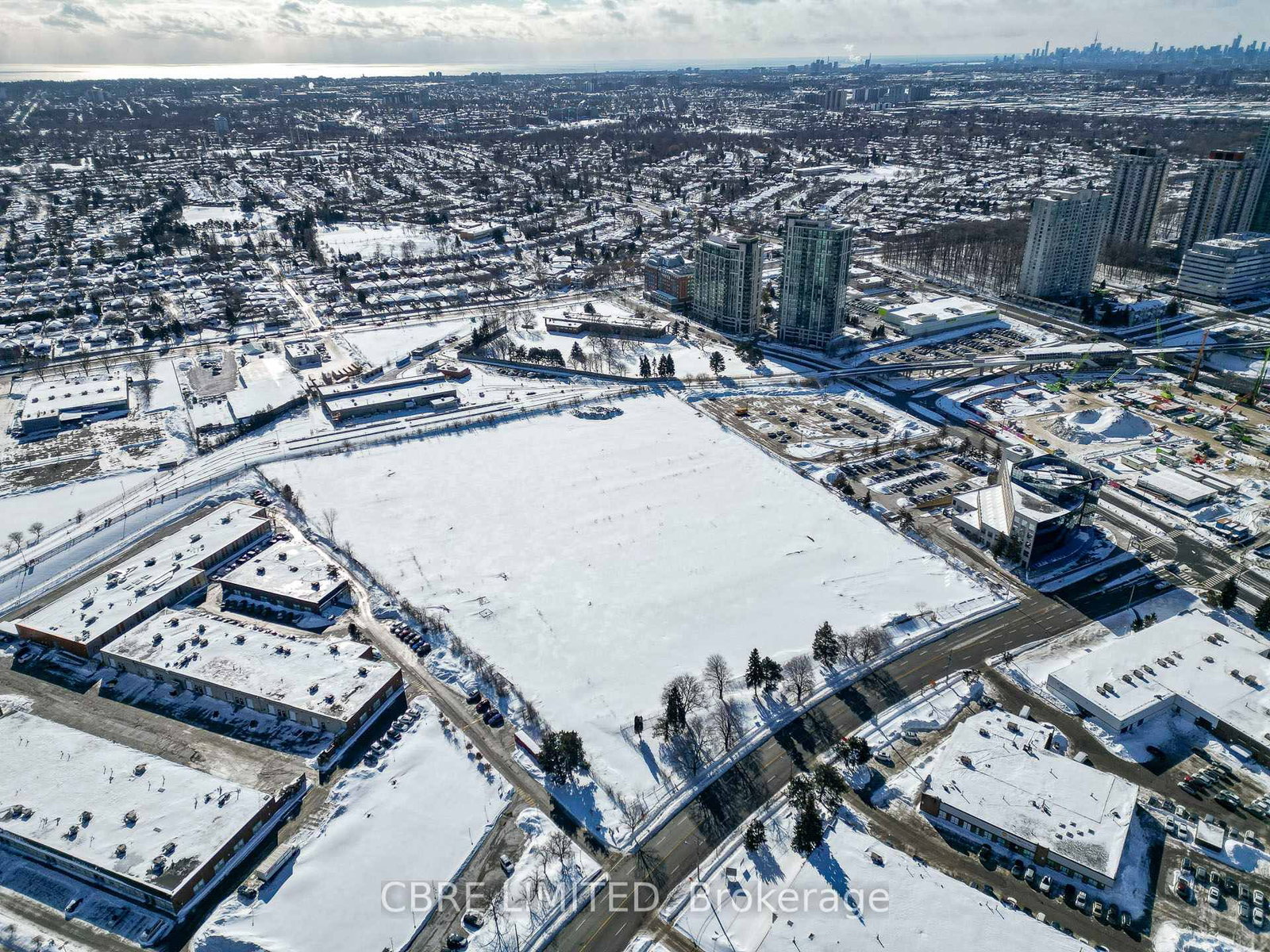 675 Progress Avenue - Photo 2