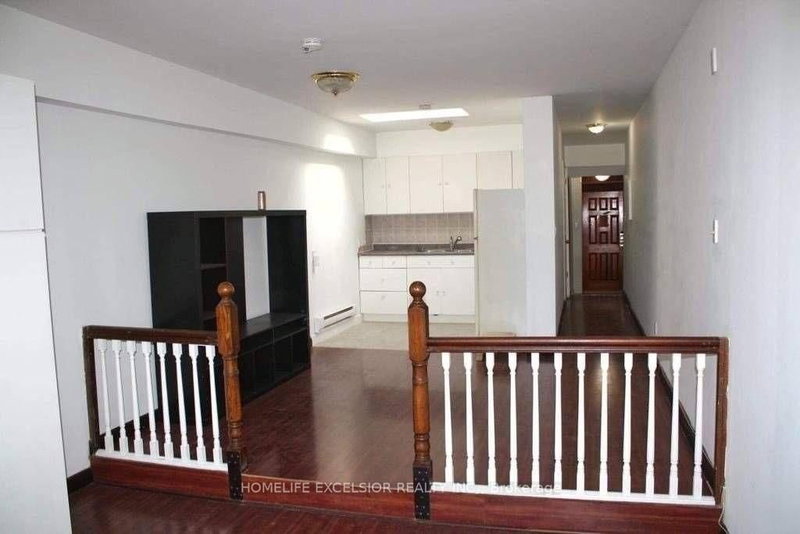 2 - 2442 Danforth Ave, Toronto, M4C 1K9 | Image 2