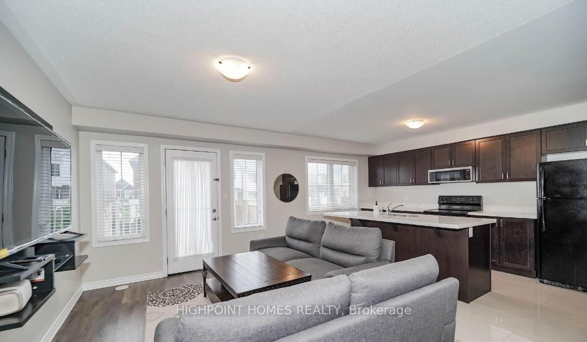 Townhouse for sale at 1062 Clipper Lane, Pickering, Ontario, L1X 0E9 - Rural Pickering - MLS: E12757588