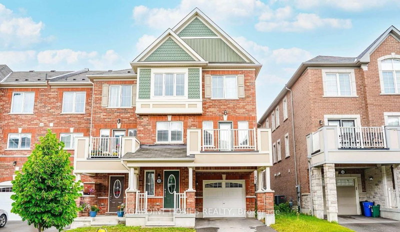 1062 Clipper Lane, Pickering, L1X 0E9 | Image 2