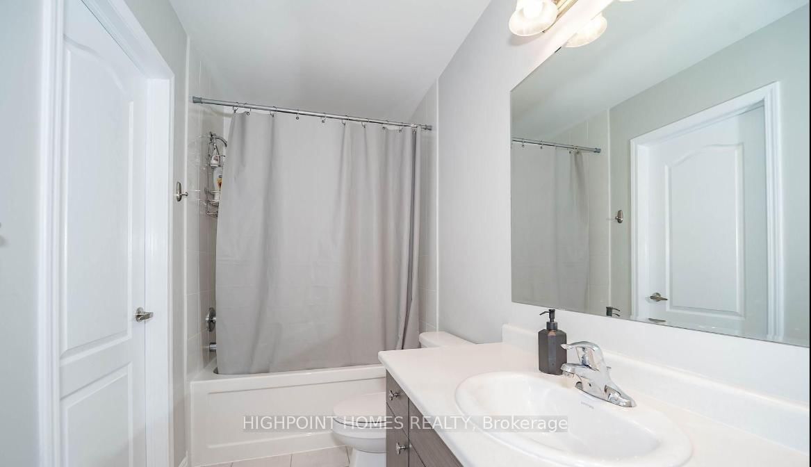 Townhouse for sale at 1062 Clipper Lane, Pickering, Ontario, L1X 0E9 - Rural Pickering - MLS: E12757588