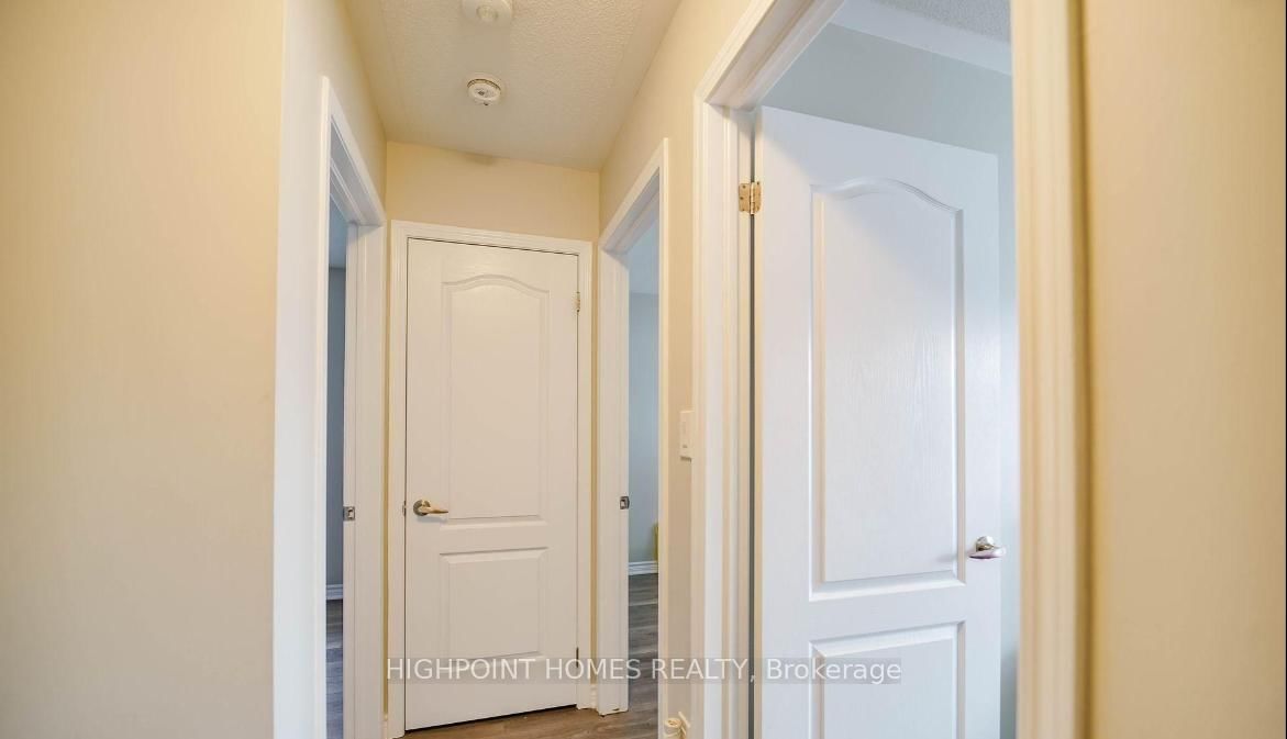 Townhouse for sale at 1062 Clipper Lane, Pickering, Ontario, L1X 0E9 - Rural Pickering - MLS: E12757588