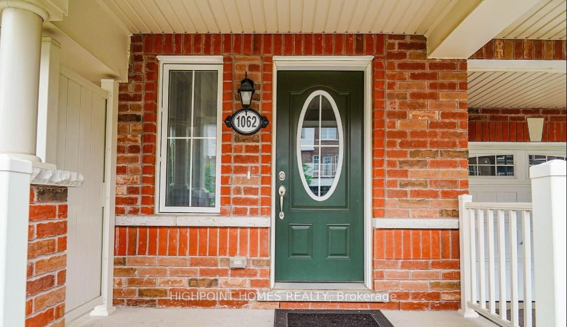 Townhouse for sale at 1062 Clipper Lane, Pickering, Ontario, L1X 0E9 - Rural Pickering - MLS: E12757588