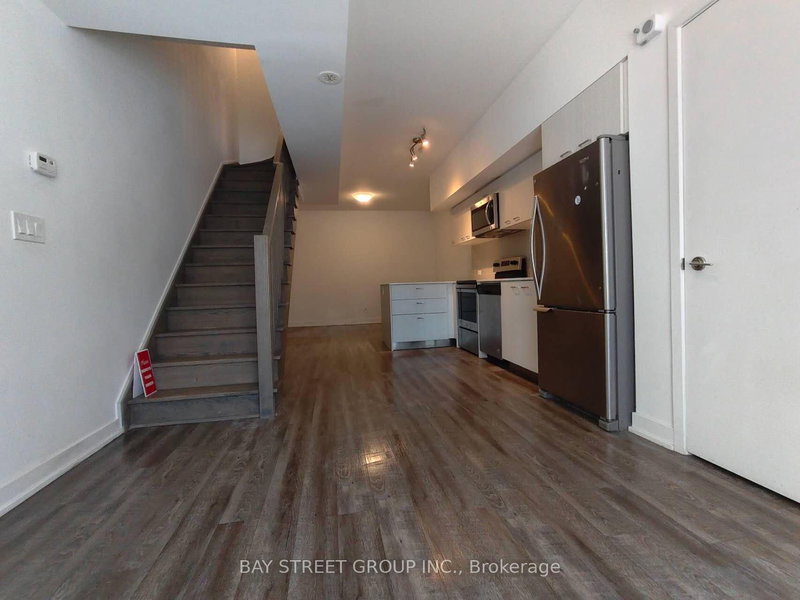 119 - 10 Echo Pt, Toronto, M1W 0A7 | Image 3