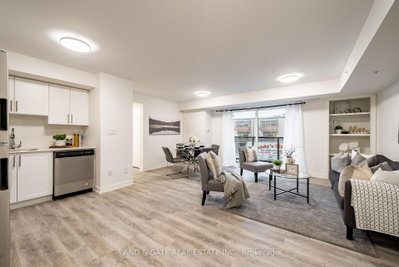 Semi-Detached House leased at 401-976 Simcoe Street, Oshawa, Ontario, L1G 4W4 - Centennial - MLS: E12759150