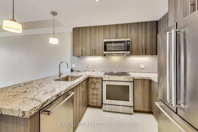 304 - 2A Queensbury Ave, Toronto, M1N 2X7 | Image 2