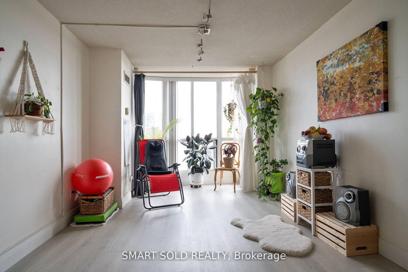 1211 - 1470 Midland Ave, Toronto, M1P 4Z4 | Image 2