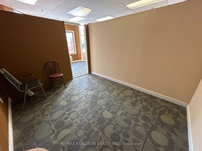 7 - 153 Brock St N, Whitby, L1N 4H3 | Image 3