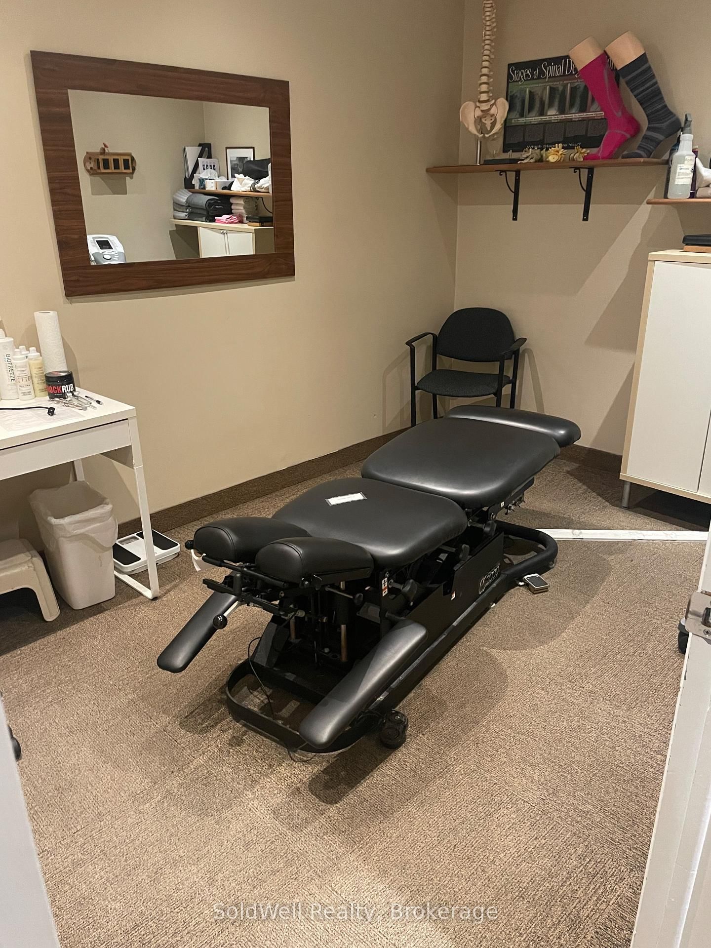 676 Monarch Avenue, Unit 8 - Photo 4