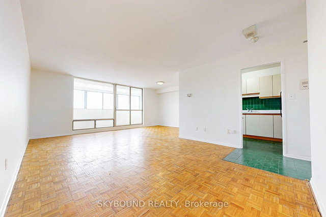 2306 - 1 Massey Square