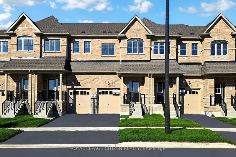 home for sale on 142 North Garden Boulevard