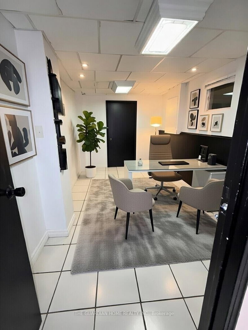 17 Goldring Dr, Whitby, L1P 1B9 | Image 3