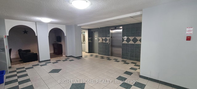 414 - 936 GLEN Street