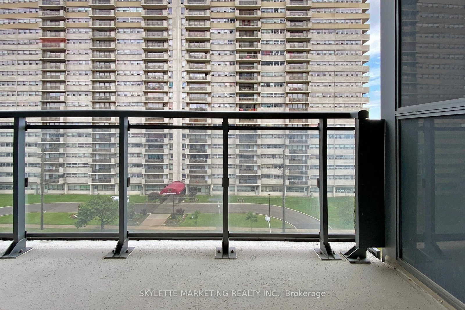 Condo for lease at 609-30 Meadowglen Place, Toronto, Ontario, M1G 0A6 - Woburn - MLS: E12769582