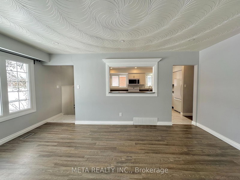 1398 Lakefield St, Oshawa, L1J 3Y9 | Image 3