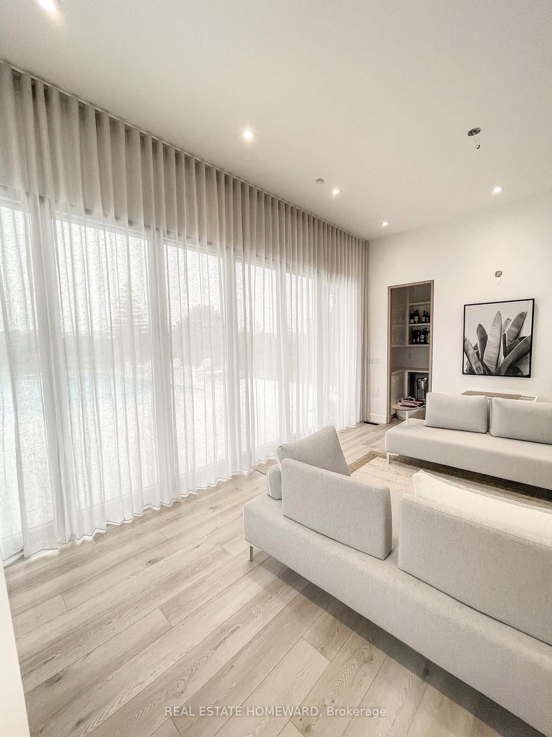 15 - 1845 Sandstone Manr, Pickering, L1W 3X9 | Image 2