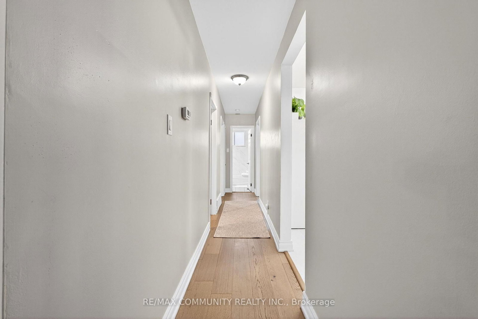 Detached House for sale at 855 Zator Avenue, Pickering, Ontario, L1W 1Y2 - Bay Ridges - MLS: E12770882