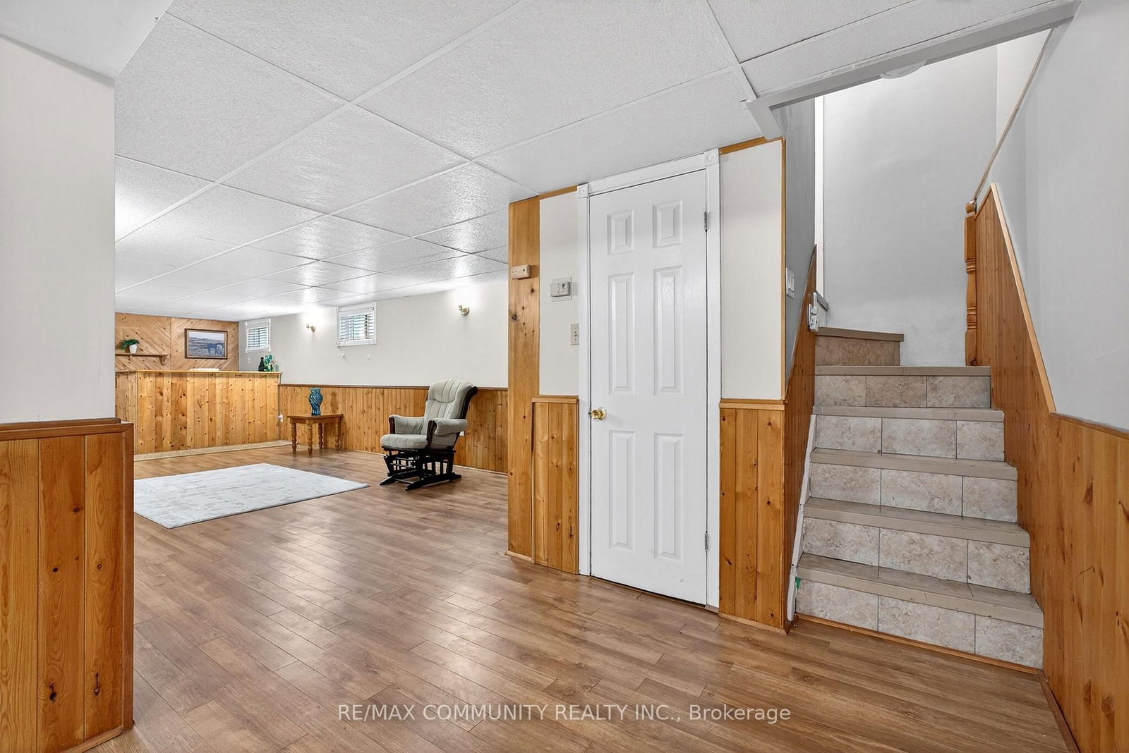 Detached House for sale at 855 Zator Avenue, Pickering, Ontario, L1W 1Y2 - Bay Ridges - MLS: E12770882