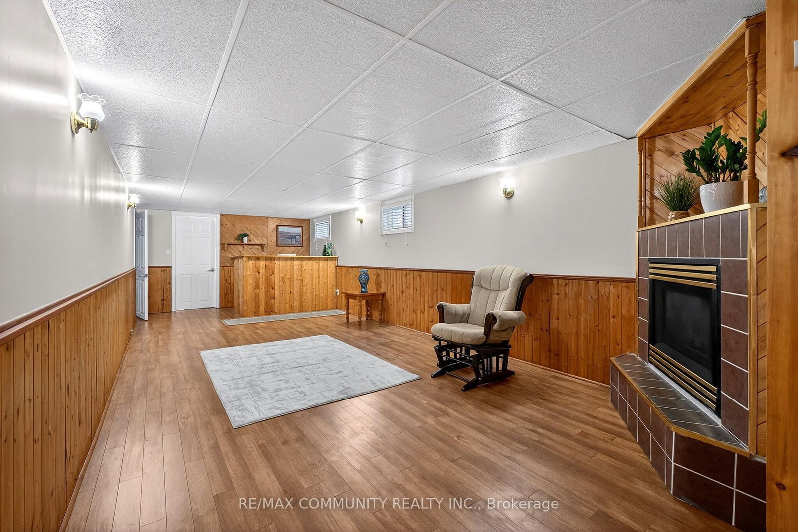 Detached House for sale at 855 Zator Avenue, Pickering, Ontario, L1W 1Y2 - Bay Ridges - MLS: E12770882