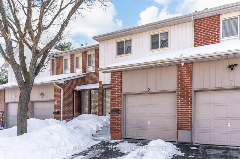 5 - 34 Dundalk Dr, Toronto, M1P 4W3 | Image 2