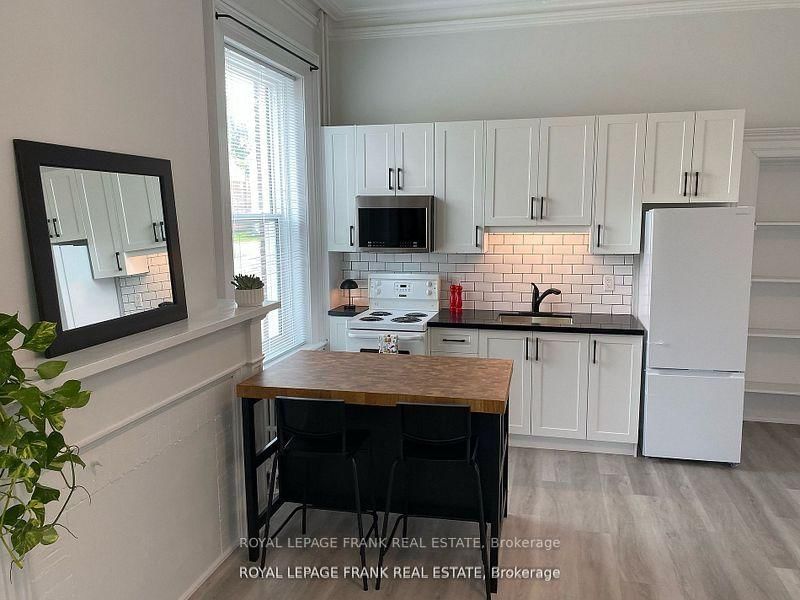 859 Dundas Street W, Unit 1 - Photo 5