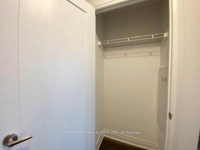 1102-3220 Sheppard Avenue East, Toronto, Ontario image-0-4