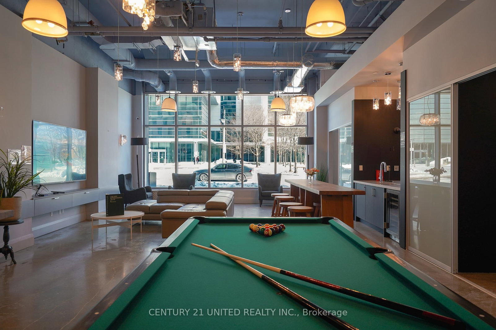 100 Bond Street E, Unit 204 - Photo 9