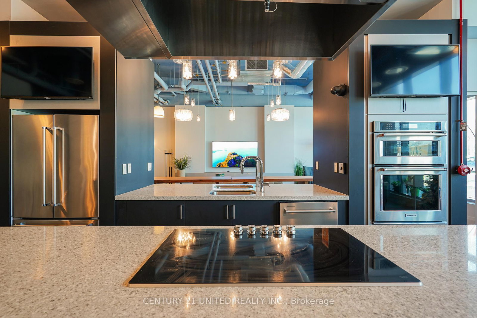 100 Bond Street E, Unit 801 - Photo 10