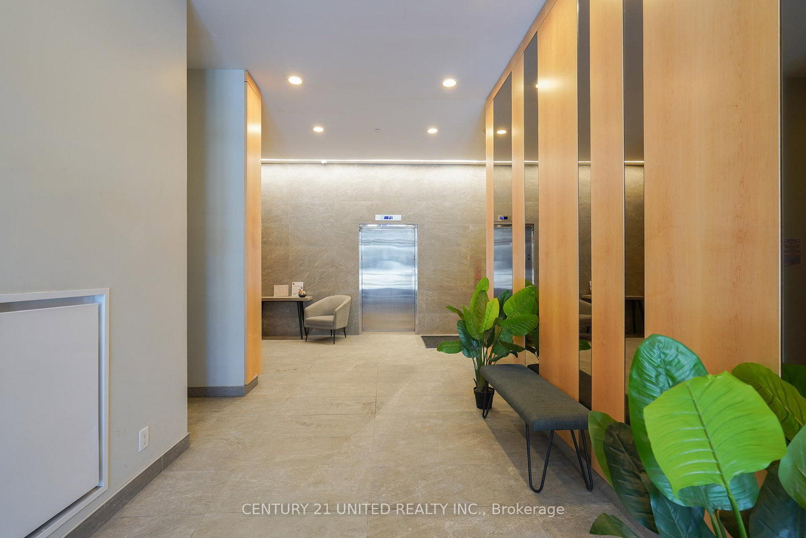 100 Bond Street E, Unit 801 - Photo 12