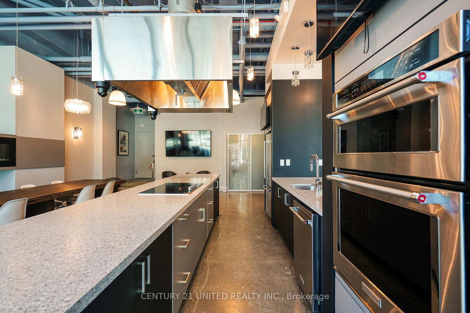 100 Bond Street E, Unit 801 - Photo 9