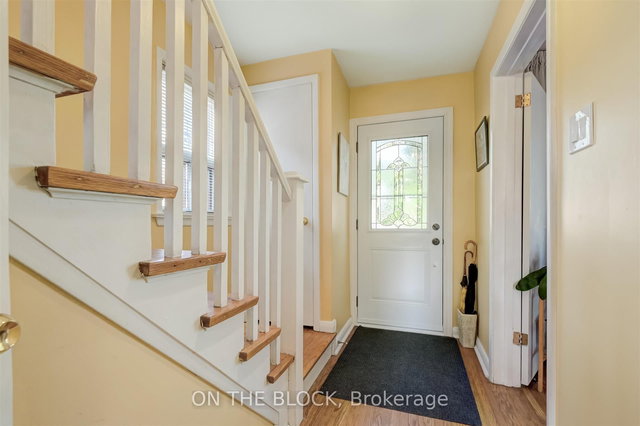 Main Floor - 534 Midland Avenue