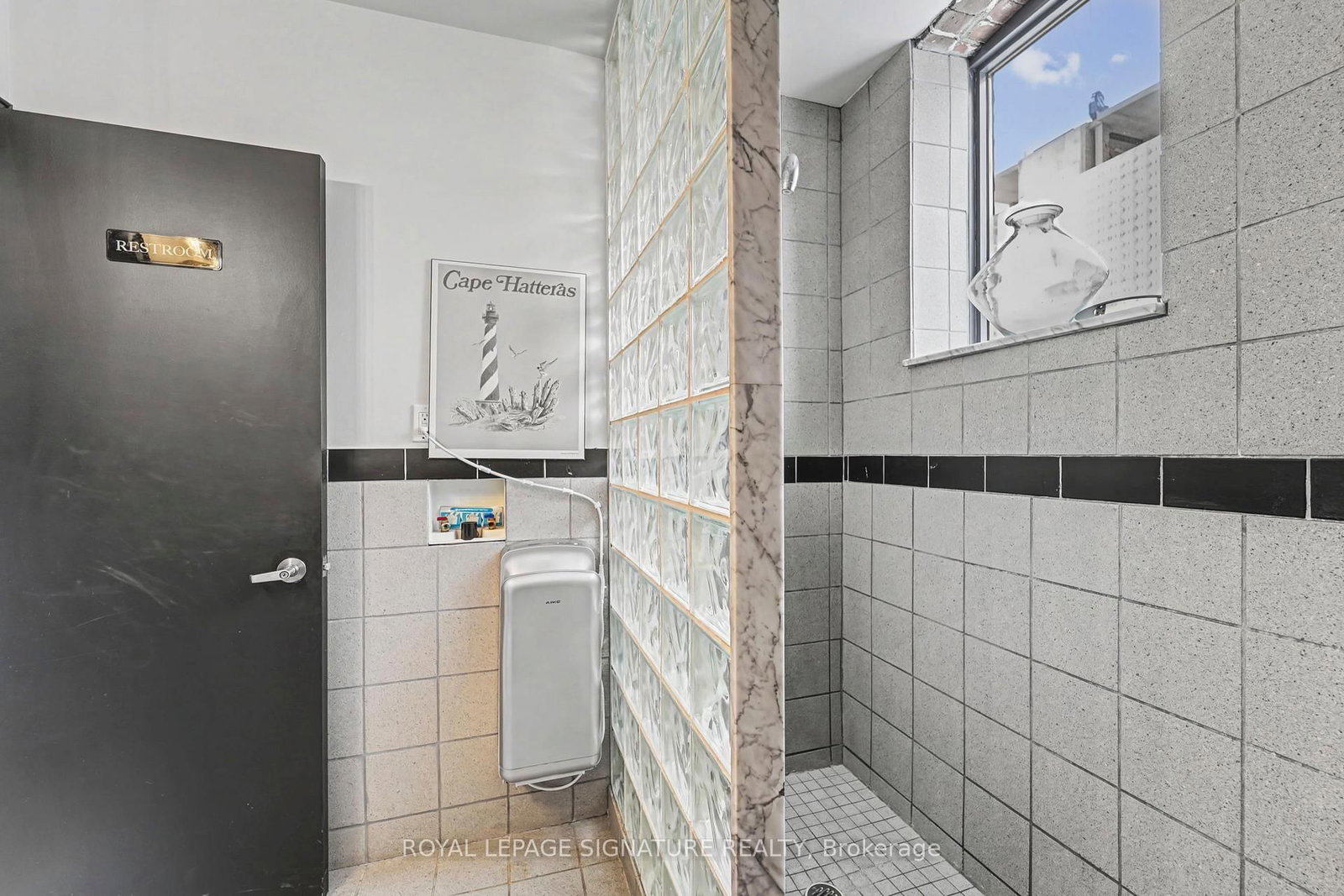 259 Danforth Avenue, Unit Office A - Photo 32