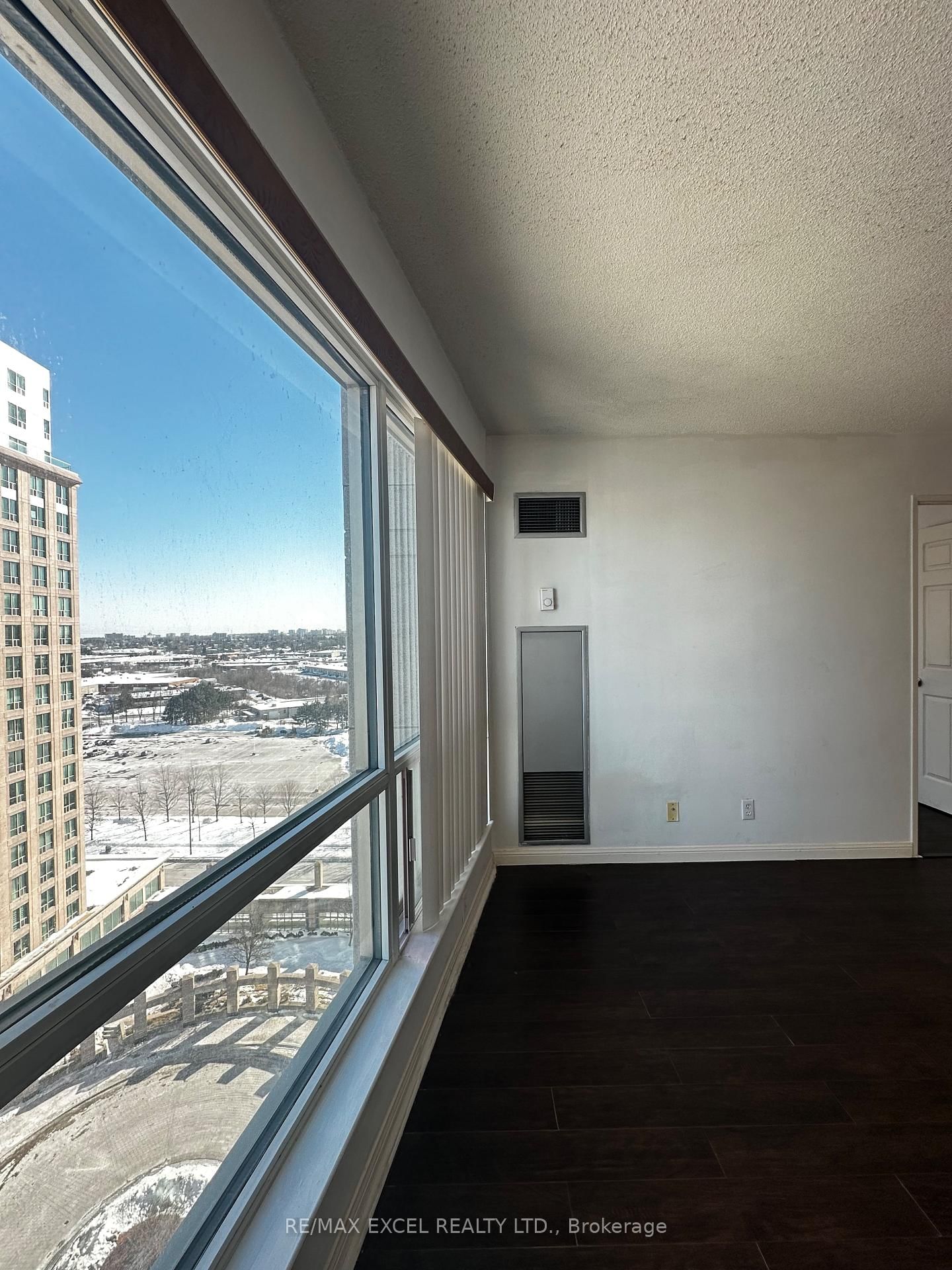 Condo for lease at 1605-18 Lee Centre Drive, Toronto, Ontario, M1H 3H5 - Woburn - MLS: E12774052
