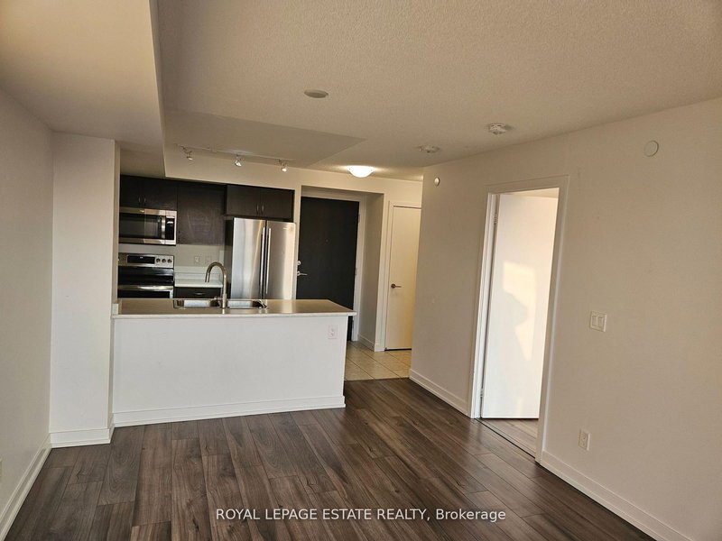 home for lease on 722-8 Trent Avenue