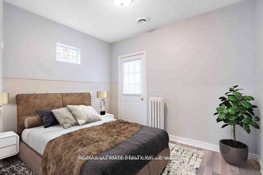 Detached House for lease at Upper-745 Coxwell Avenue, Toronto, Ontario, M4C 3C5 - Danforth - MLS: E12775670