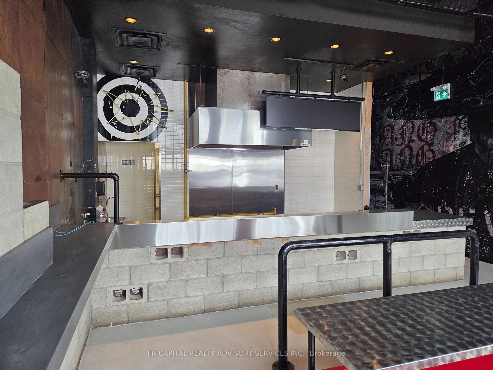 1814 Simcoe Street N, Unit 4 - Photo 3