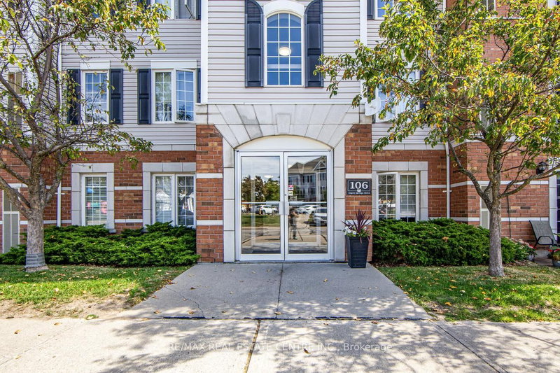 207 - 106 Aspen Springs Dr, Clarington, L1C 5N7 | Image 2