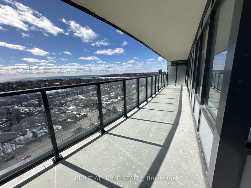 2204 - 1435 Celebration Dr, Pickering, L1W 0C4 | Image 3