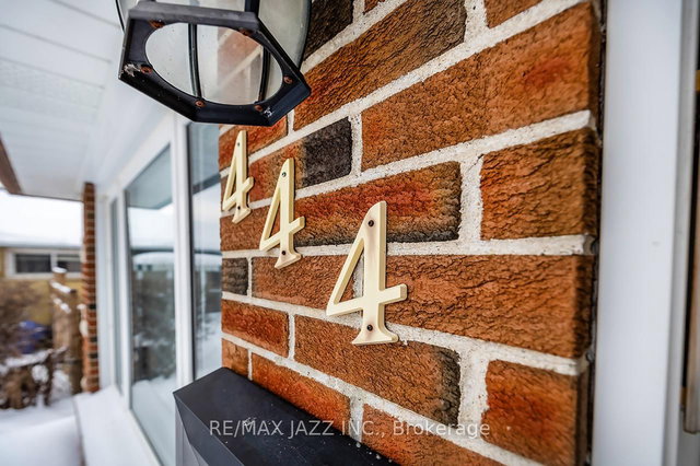 444 Elizabeth Street