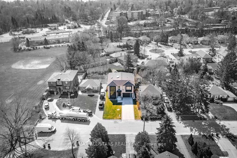 93 Cree Ave, Toronto, M1M 1Z9 | Image 3