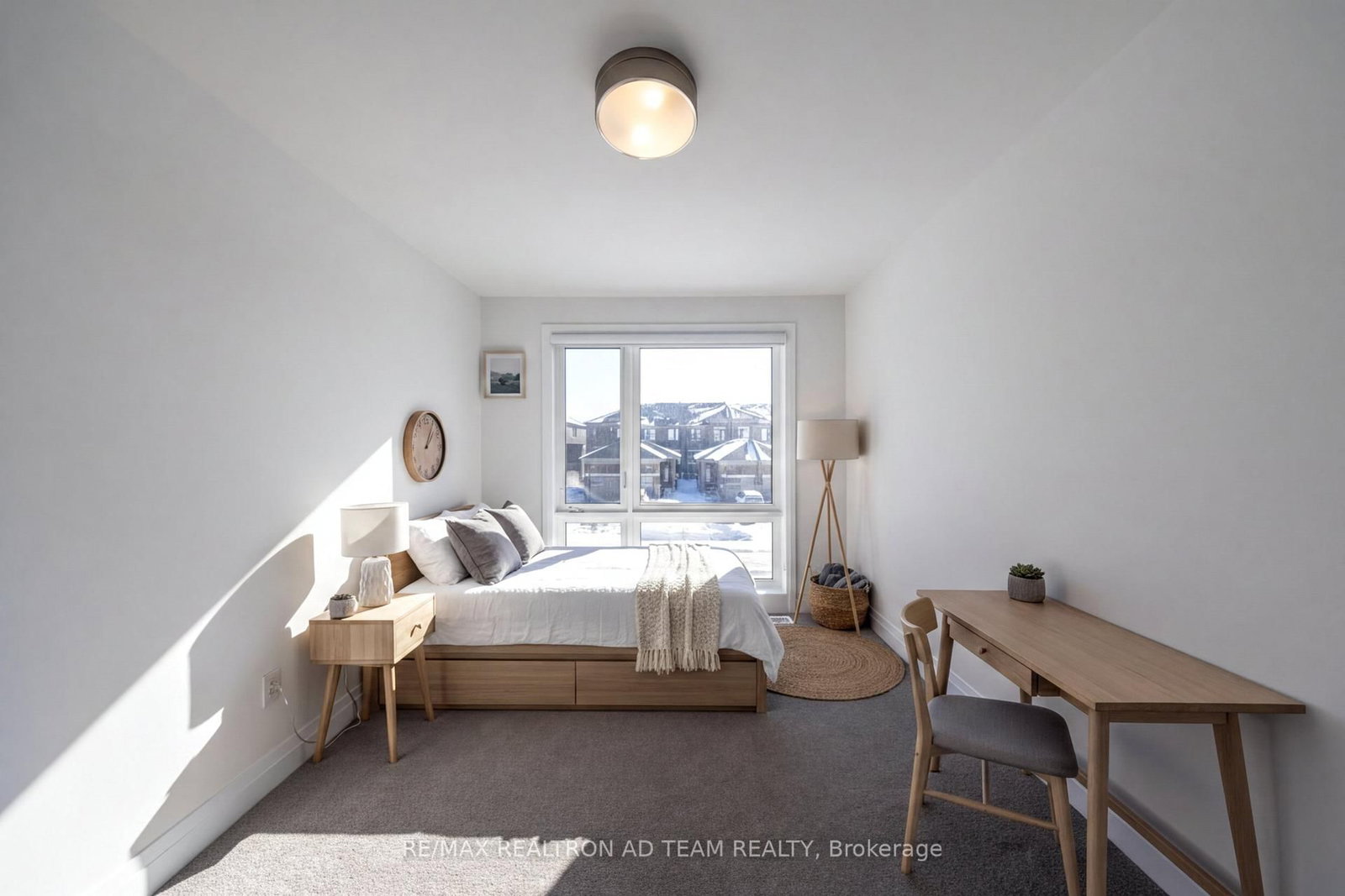 Townhouse for sale at 972 Crowsnest Hollow Avenue, Pickering, Ontario, L1X 0P4 - Rural Pickering - MLS: E12779584