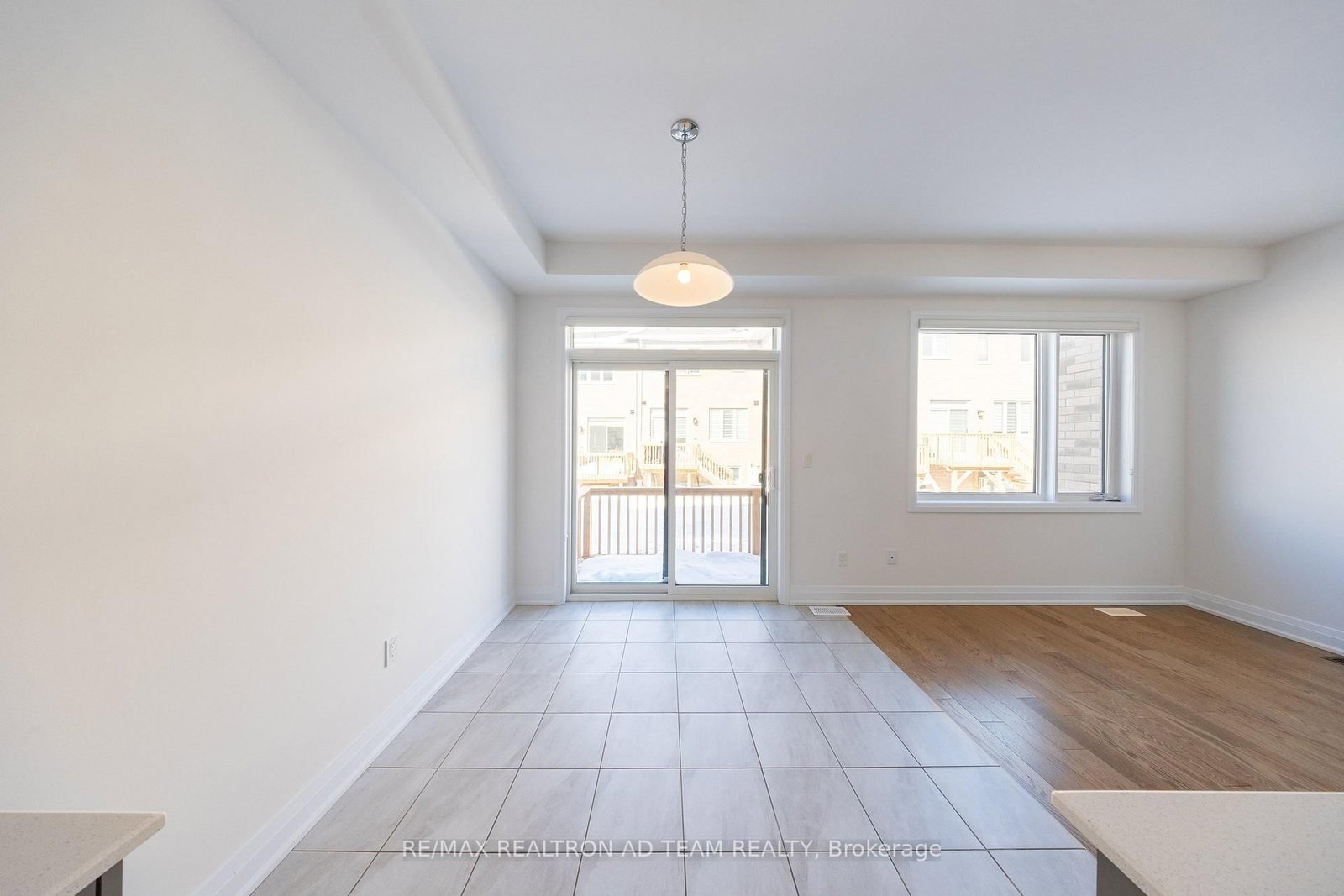 Townhouse for sale at 972 Crowsnest Hollow Avenue, Pickering, Ontario, L1X 0P4 - Rural Pickering - MLS: E12779584