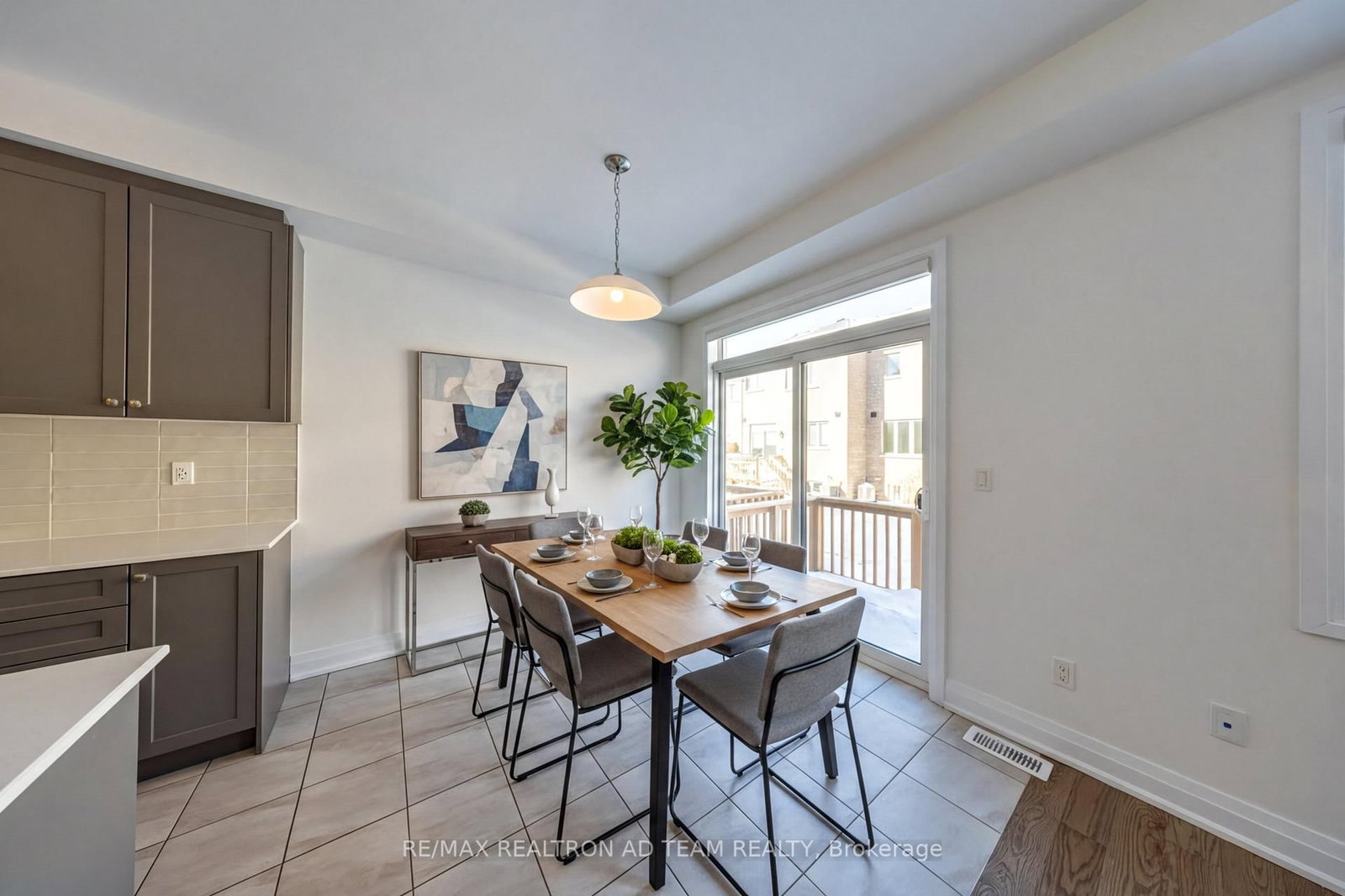 Townhouse for sale at 972 Crowsnest Hollow Avenue, Pickering, Ontario, L1X 0P4 - Rural Pickering - MLS: E12779584