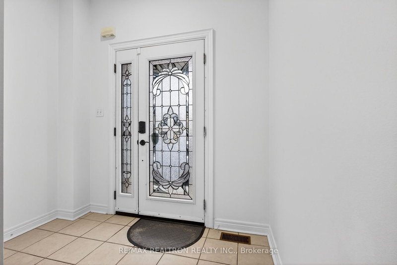 162 Seasons Dr, Toronto, M1X 2E3 | Image 3